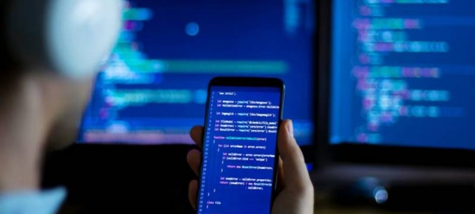 成都高端网站建设的核心标准:设计、技术与体验如何实现三重突破?