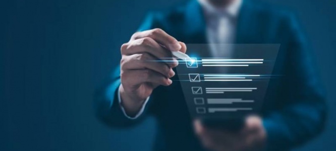 成都外贸网站建设:以复古未来主义+语音导航,打造多语言定制的全球沟通新范式